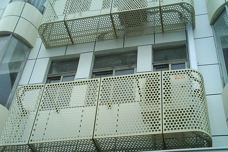 沖孔網板